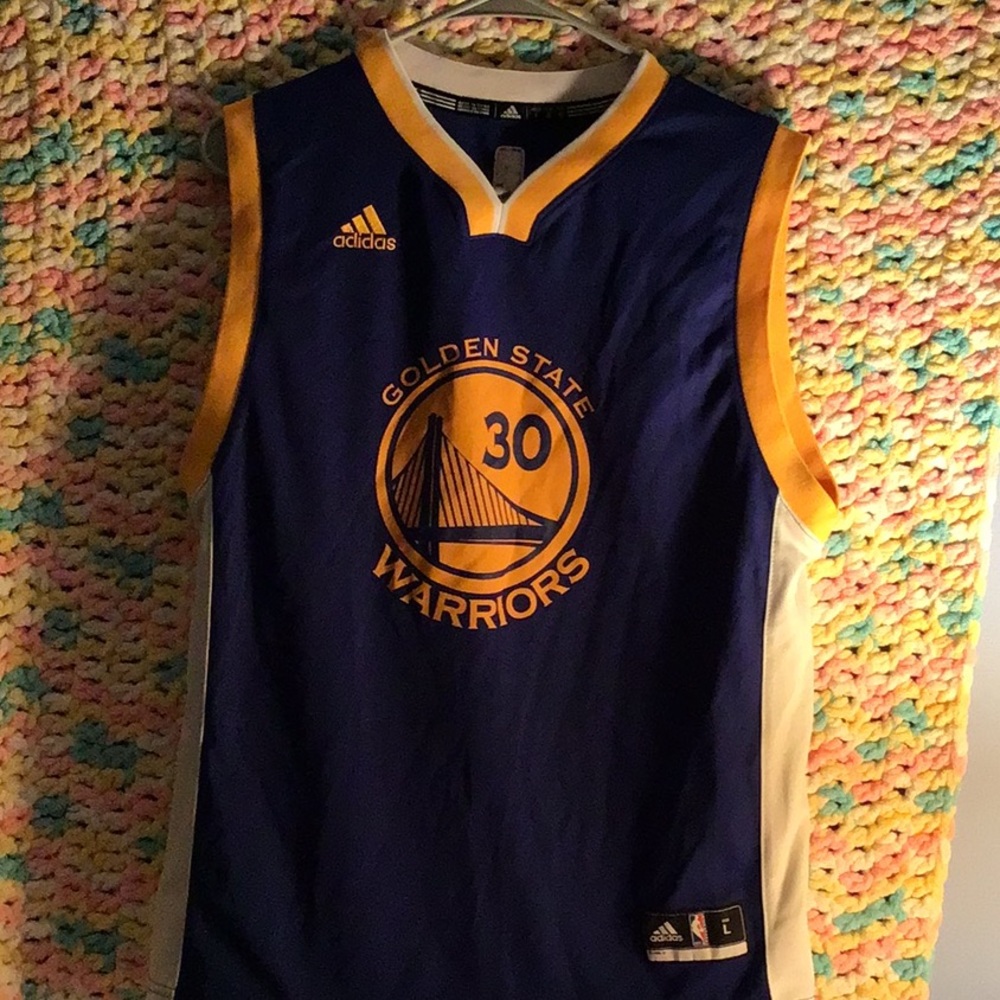 3 sports jerseys (Golden State Warriors boys jersey and shirts size large)